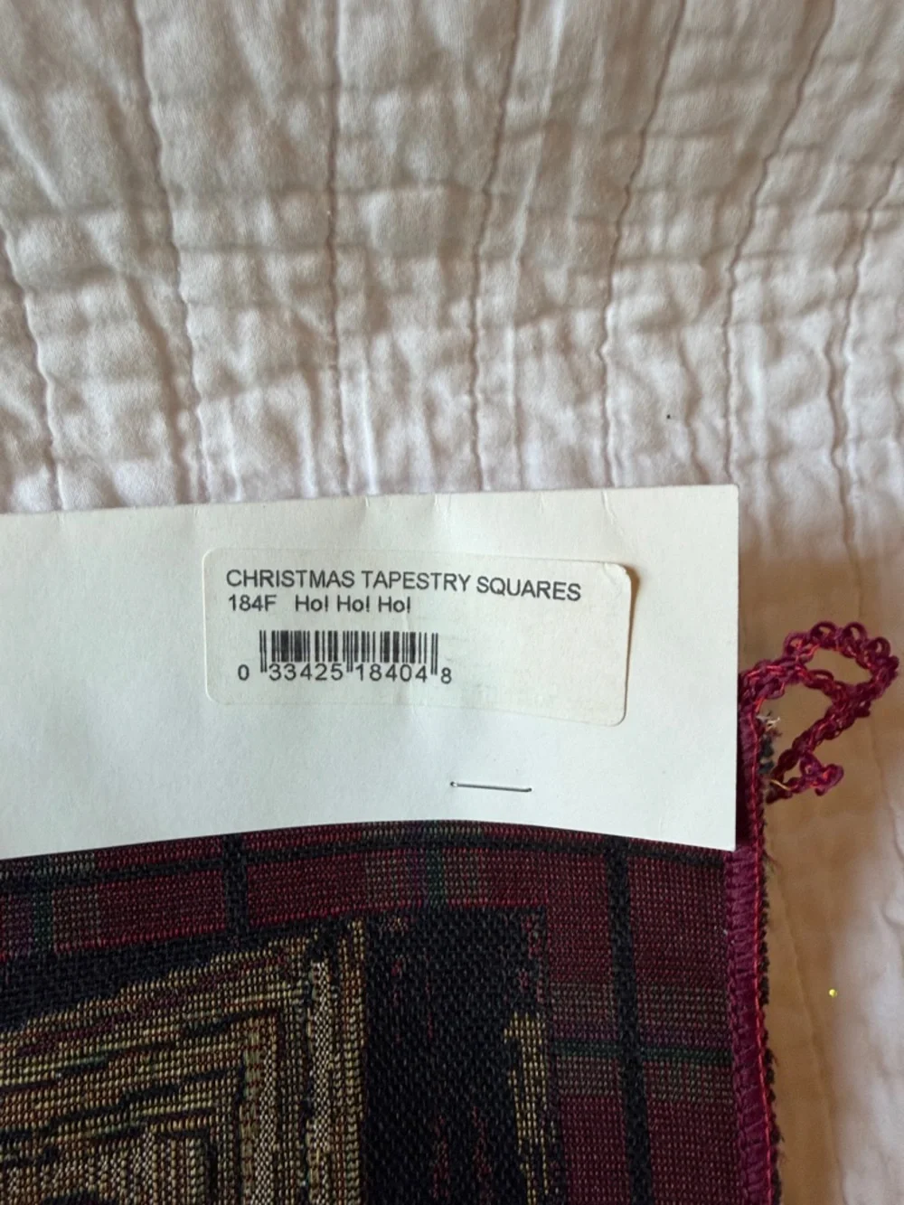✅NWT Vintage-Style burgundy plaid & Santa Tapestry Square to sew or craft.